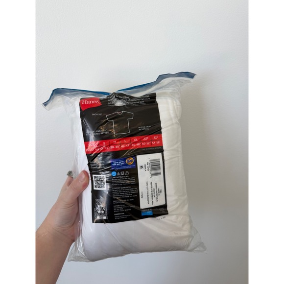 Hanes Men's 6-Pack V-Neck T-Shirts – White – Size 2XL – New in Package - Picture 3 of 3